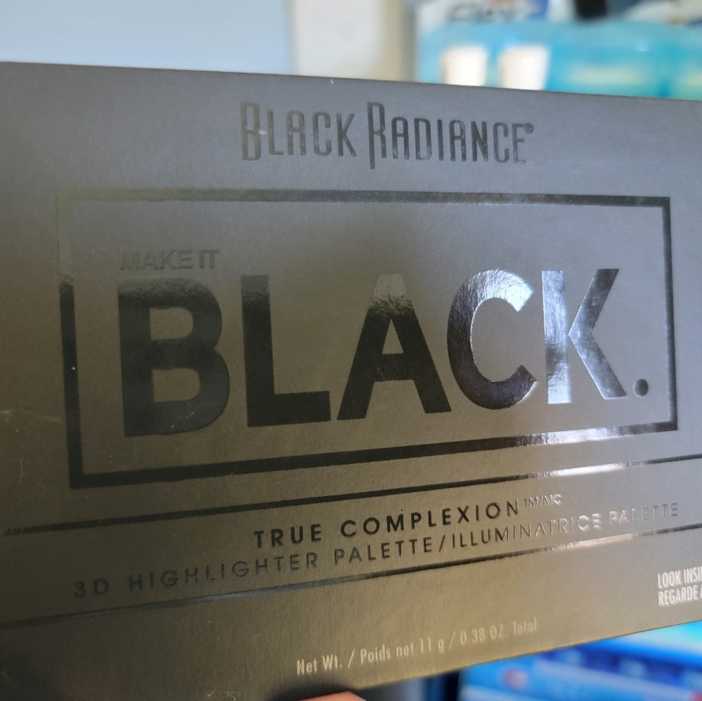 Black radiance highlighter